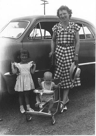 Ray with sister Candy and grandmother Rosa McMahan Shanklin